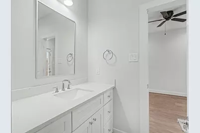 2502 W Tidwell Road #D, Houston, TX 77091 - Photo 5