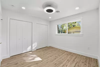 126 Daisy Street, Lake Jackson, TX 77566 - Photo 29