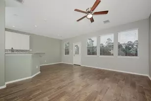 247 W Stedhill Loop, The Woodlands, TX 77384 - Photo 5