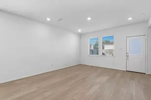 1930 Whispering River Dr, Missouri City, TX 77489 - Photo 9