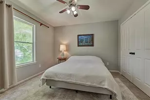 19 E Sundance Cir, The Woodlands, TX 77382 - Photo 25