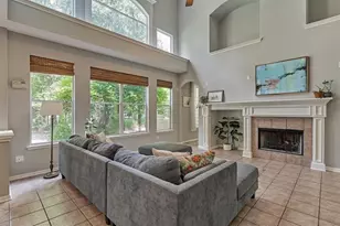19 E Sundance Cir, The Woodlands, TX 77382 - Photo 15