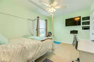 4114 Navarro Dr, Galveston, TX 77554 - Photo 29