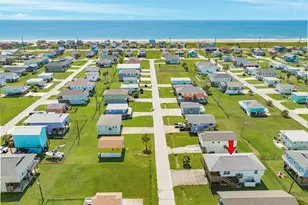 4114 Navarro Dr, Galveston, TX 77554 - Photo 5