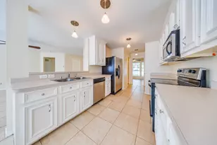 18426 Stark Point Ct, Humble, TX 77346 - Photo 9
