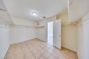 18426 Stark Point Ct, Humble, TX 77346 - Photo 17