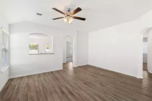 1922 Cartwright St, Bryan, TX 77807 - Photo 5