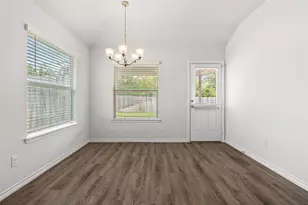 1922 Cartwright St, Bryan, TX 77807 - Photo 9