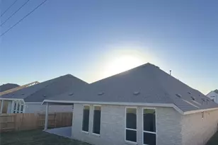 8307 Holly Blue Dr, Rosharon, TX 77583 - Photo 3