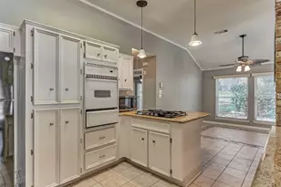 107 Velda Rose Ln, Conroe, TX 77304 - Photo 11