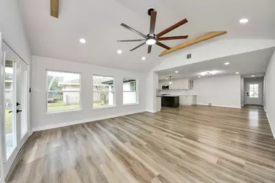 4311 Goldfinch Street, Houston, TX 77035 - Photo 23