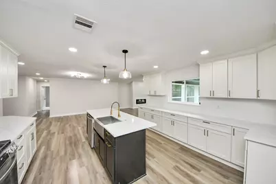 4311 Goldfinch Street, Houston, TX 77035 - Photo 17