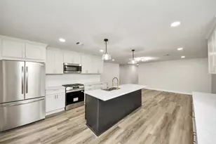 4311 Goldfinch St, Houston, TX 77035 - Photo 15