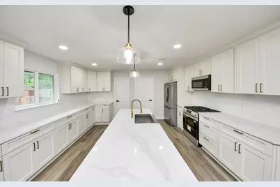 4311 Goldfinch Street, Houston, TX 77035 - Photo 13