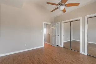 1616 Avenue N, Huntsville, TX 77340 - Photo 11