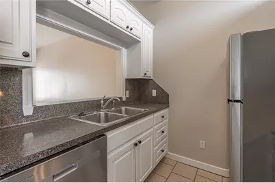 1616 Avenue N #1, Huntsville, TX 77340 - Photo 7