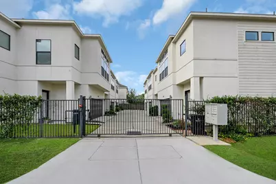 2118 Naomi Street, Houston, TX 77054 - Photo 1