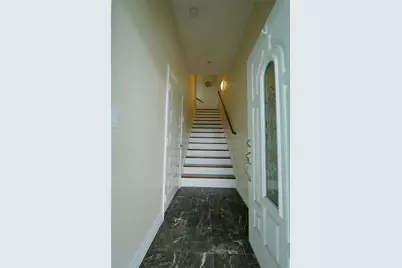 1013 10th Street #B, Galveston, TX 77550 - Photo 3