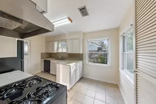 1034 Lamonte Ln, Houston, TX 77018 - Photo 15