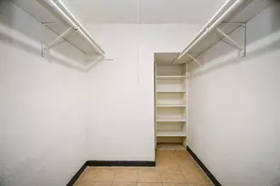 7902 Prestwood Dr, Houston, TX 77036 - Photo 7