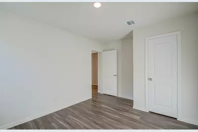 6202 N Wayside Drive, Houston, TX 77028 - Photo 7