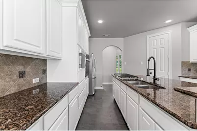 9019 Lady Laura Lane, Richmond, TX 77469 - Photo 13