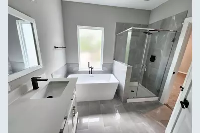 11321 Stonework Grove Lane, Houston, TX 77076 - Photo 13