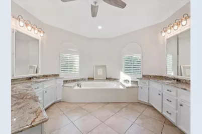 993 Sandy Court, La Porte, TX 77571 - Photo 17