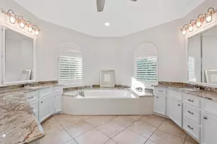 993 Sandy Ct, La Porte, TX 77571 - Photo 17