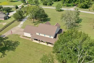 26 Woodland Hills Dr, Huntsville, TX 77320 - Photo 47