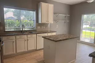 9327 Restover Ln, Houston, TX 77064 - Photo 7
