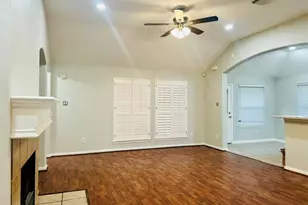 11405 White Forge Ct, Sugar Land, TX 77498 - Photo 7