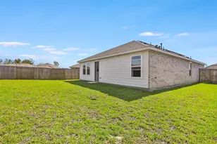 21207 Lucolena Ct, New Caney, TX 77357 - Photo 23