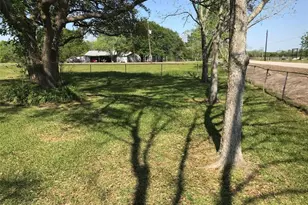 8002 County Rd 172, Alvin, TX 77511 - Photo 7