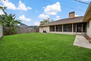 8022 Bayside Blvd, Beach City, TX 77523 - Photo 27