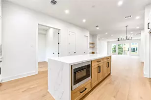4524 Creekmont Dr, Houston, TX 77091 - Photo 5