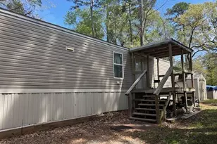 352 Kingwood Dr, Trinity, TX 75862 - Photo 1