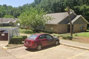 800 Bradford St, Gilmer, TX 75644 - Photo 3