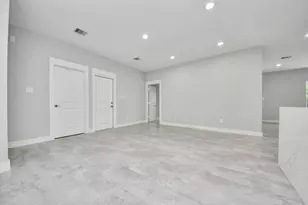 1307 Laskey St, Houston, TX 77034 - Photo 23