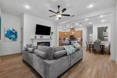5218 Sage Hills Drive, Manvel, TX 77578 - Photo 9