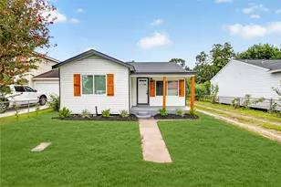 6909 Anderson St, Texas City, TX 77591 - Photo 1