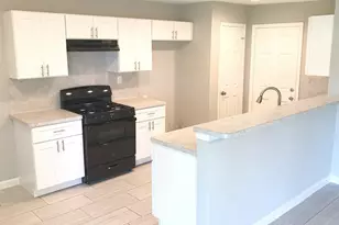 205 Grantham Rd, Baytown, TX 77521 - Photo 3