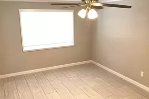 205 Grantham Rd, Baytown, TX 77521 - Photo 9