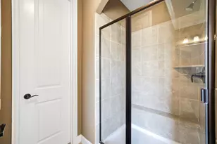 13835 Slate Mountain Ln, Houston, TX 77044 - Photo 19