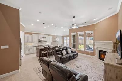 13835 Slate Mountain Lane, Houston, TX 77044 - Photo 9