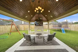 13835 Slate Mountain Ln, Houston, TX 77044 - Photo 45