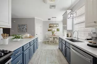 1410 Tuam St, Houston, TX 77004 - Photo 3