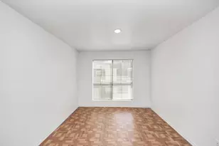 7200 W T C Jester Blvd, Houston, TX 77088 - Photo 11