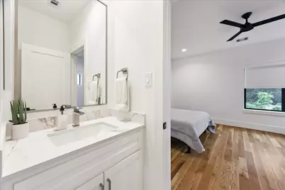 240 Birdsall Street, Houston, TX 77007 - Photo 23