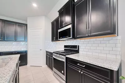 10005 Hermann Trace, Texas City, TX 77591 - Photo 11